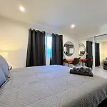 Hollywood Black Habitat