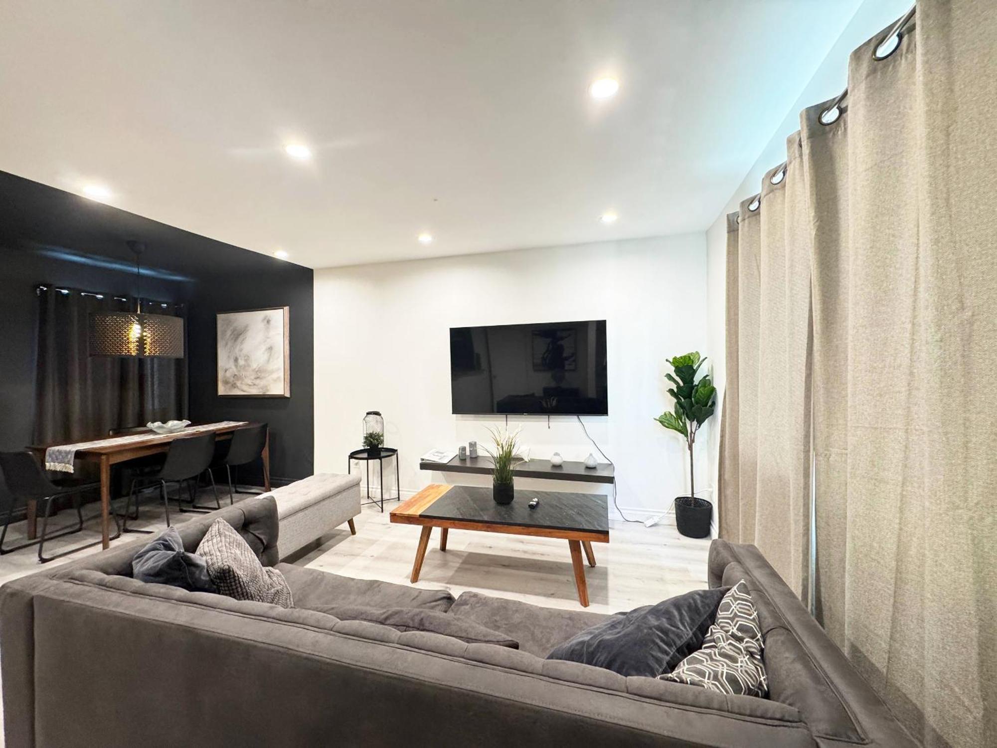 Hollywood Black Habitat * Los Angeles